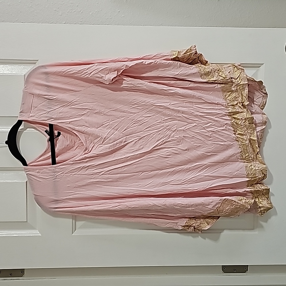 New Directions Curvy asymmetrical pink top